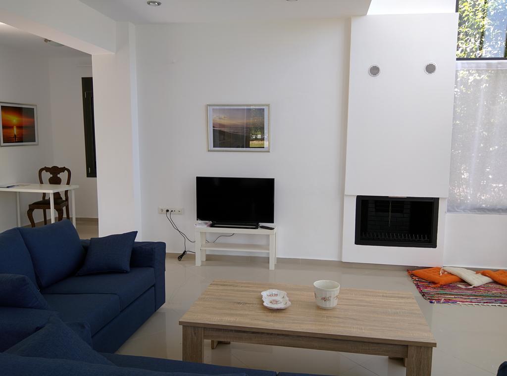 Sunny Sani Luxury Villas Room photo